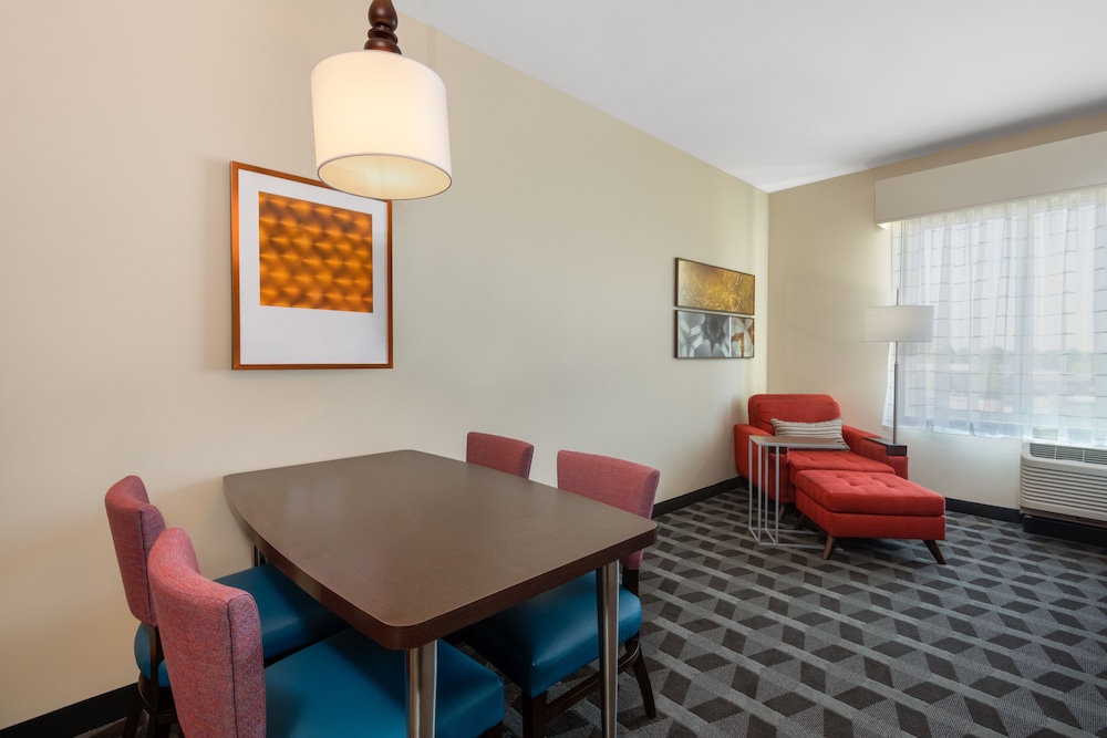 TownePlace Suites by Marriott Indianapolis Airport 42/63