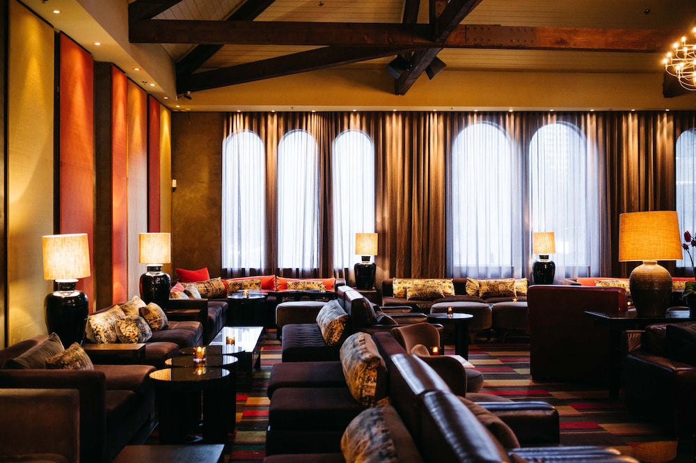 ESTABLISHMENT HOTEL 50/66