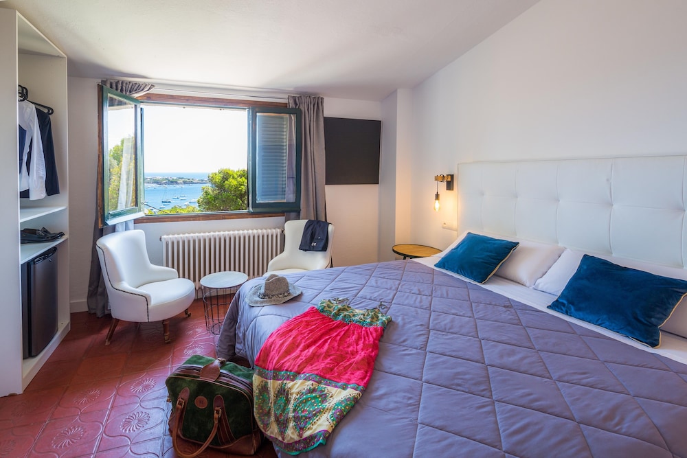 Room, Double Bed, Bay View