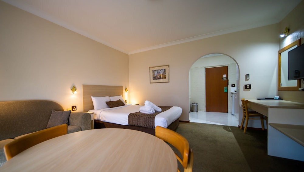 Hamiltons Townhouse Motel 18/51
