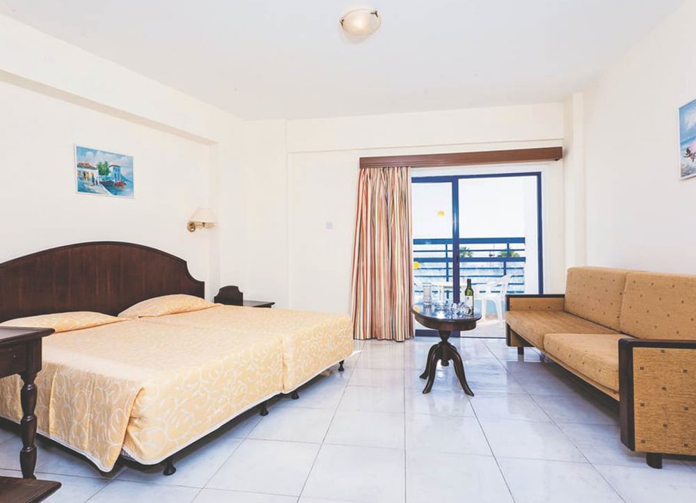 Papantonia Hotel 15/60