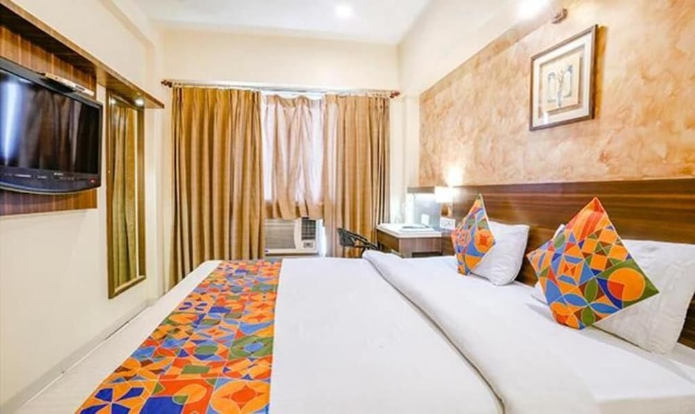 Hotel Srikrishna Paradise 8/46
