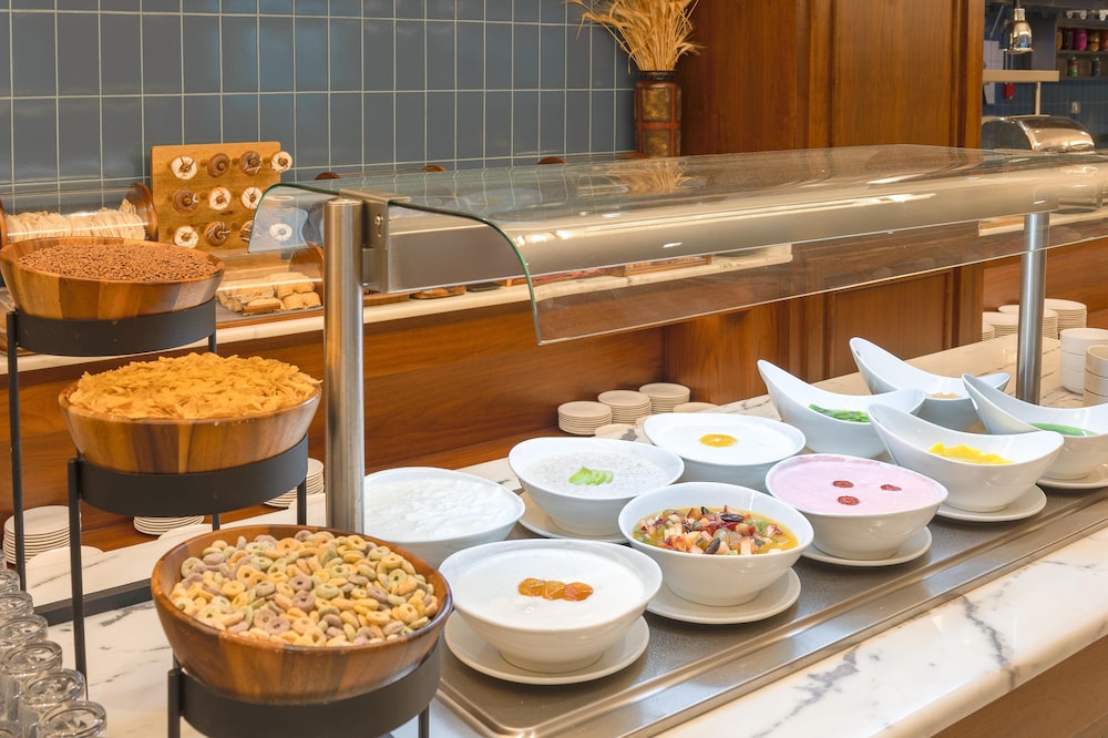 Radisson Blu Hotel Amman, Galleria Mall 39/50
