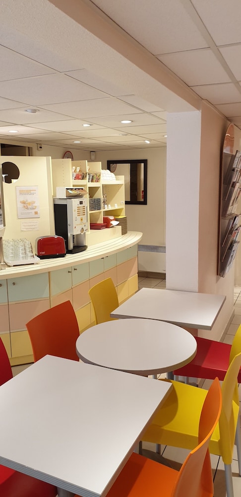 Premiere Classe Besancon - Ecole Valentin 30/50