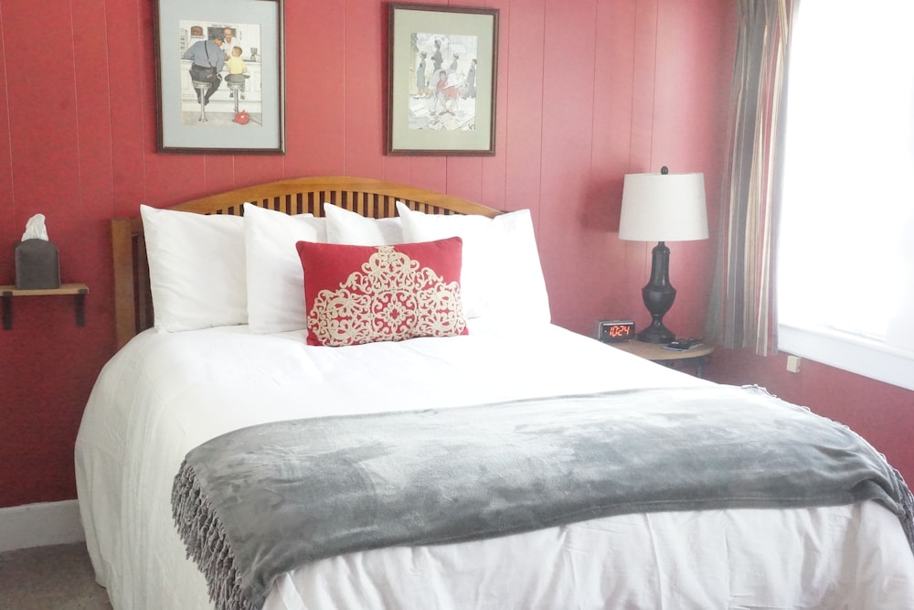 The Frogtown Inn 5/30