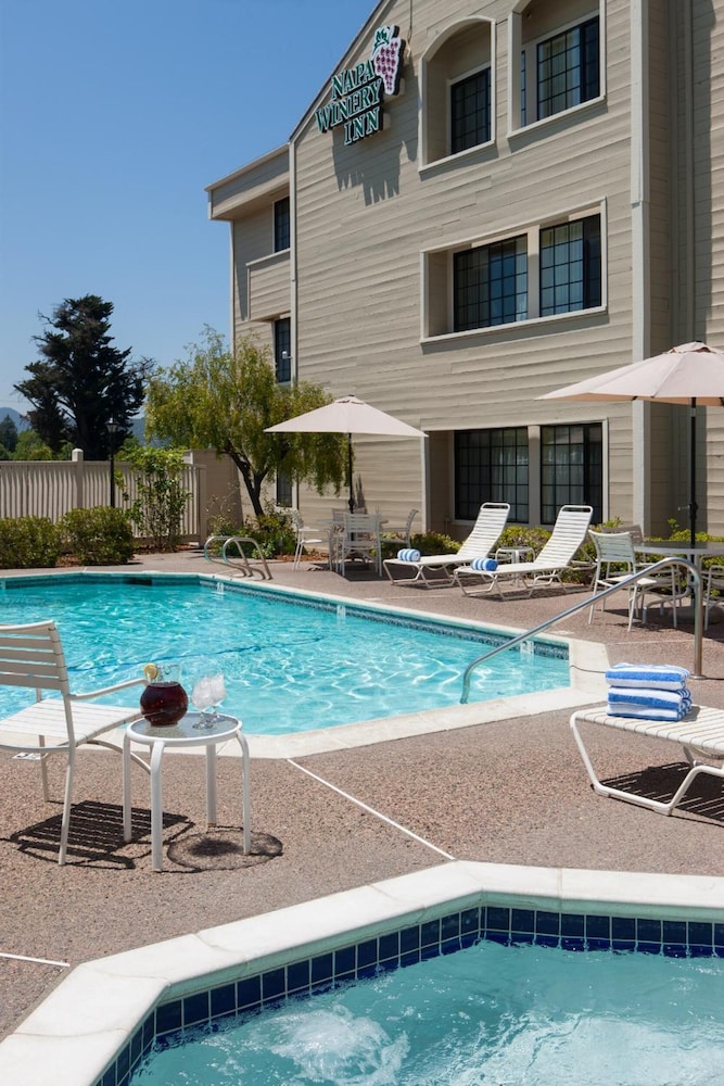 Napa Winery Inn 12/35