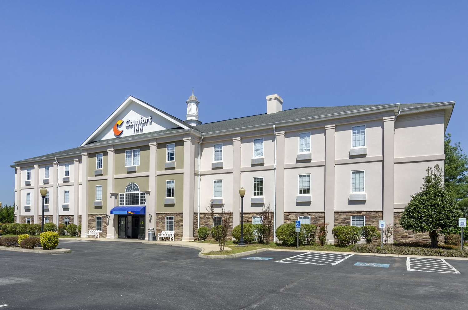 Comfort Inn Martinsville 4/37