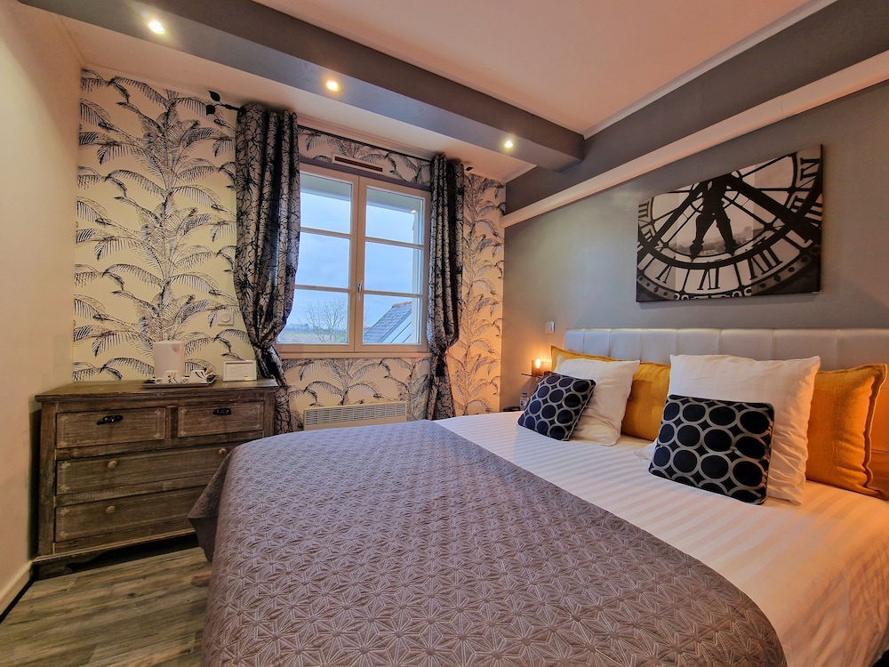 Standard, Double Bed