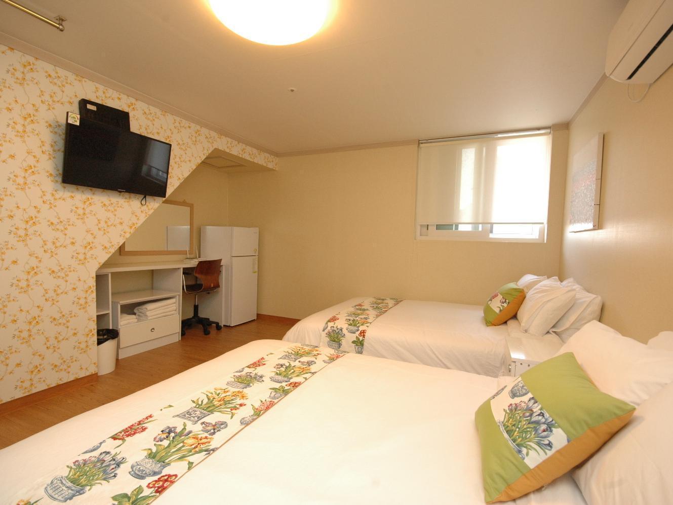 غرفة عائلية، E Residence 2/2