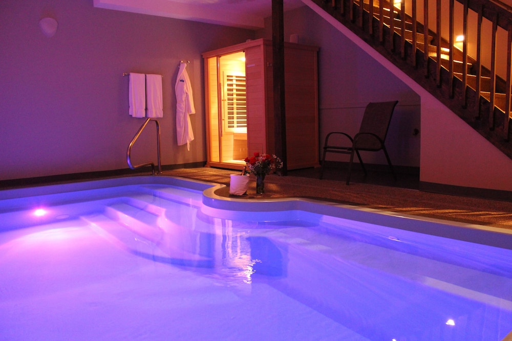 Belamere Suites Hotel 11/20