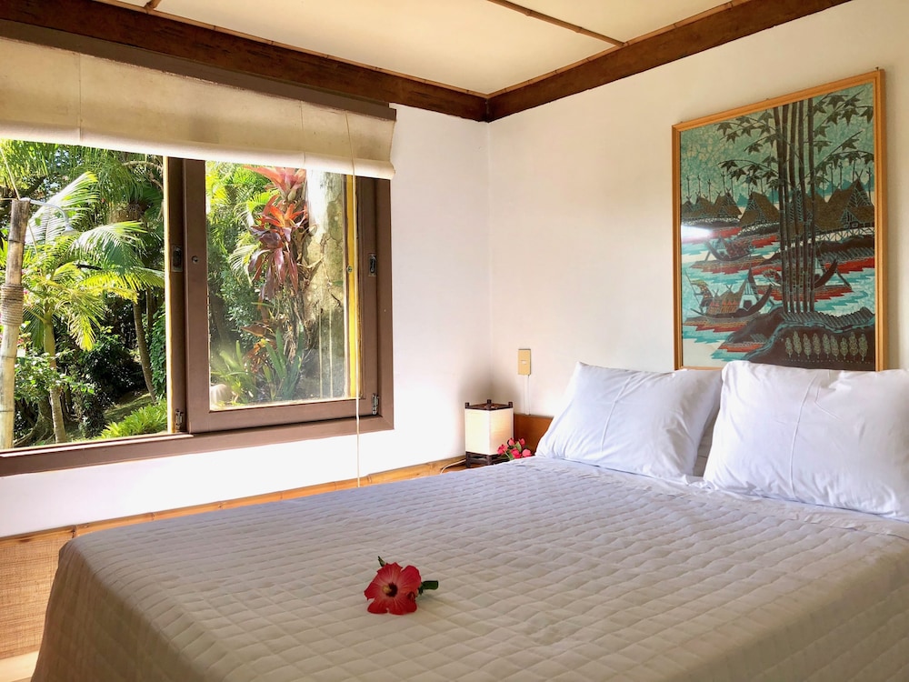 2 Bedrooms, Duplex, Traditional, Queen Bed, Garden View, 2 Bathrooms