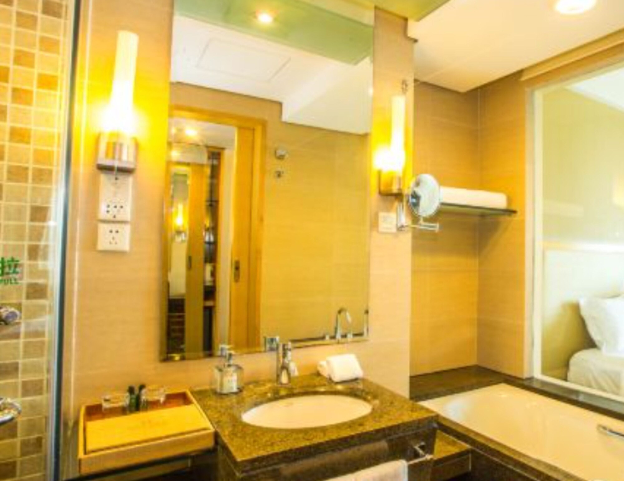 غرفة كومفورت بسرير كينج، Haiyue Jianguo Hotel 10/10