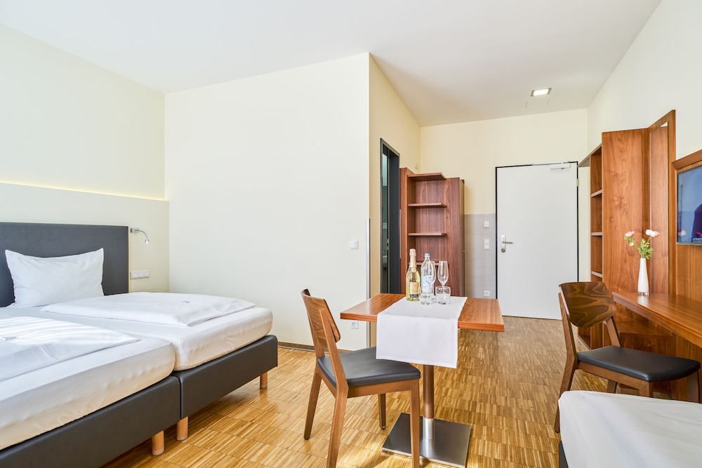 Hotel Apfelbaum 16/50