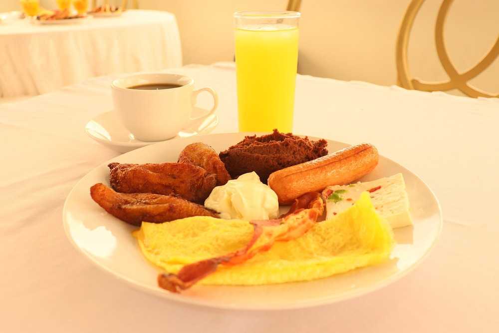 Hotel Los Andes 24/50