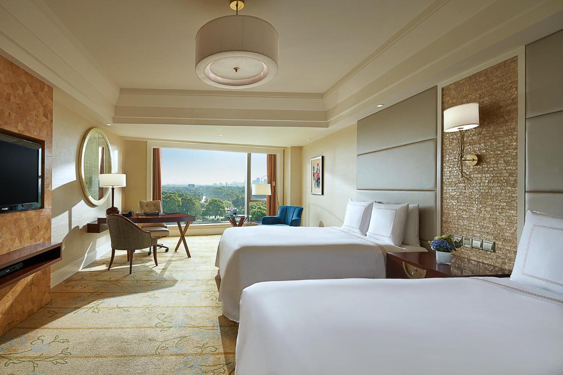 DELUXE, TWIN BEDS, PARK VIEW