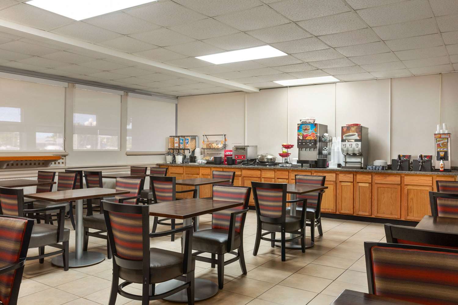 Ramada by Wyndham Sarasota Waterfront 47/71