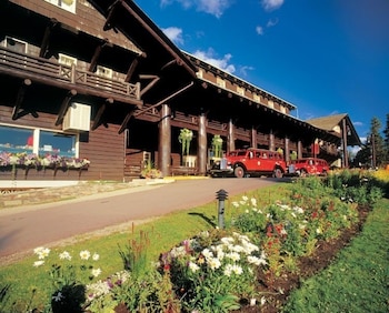 Glacier Park Lodge 33/46