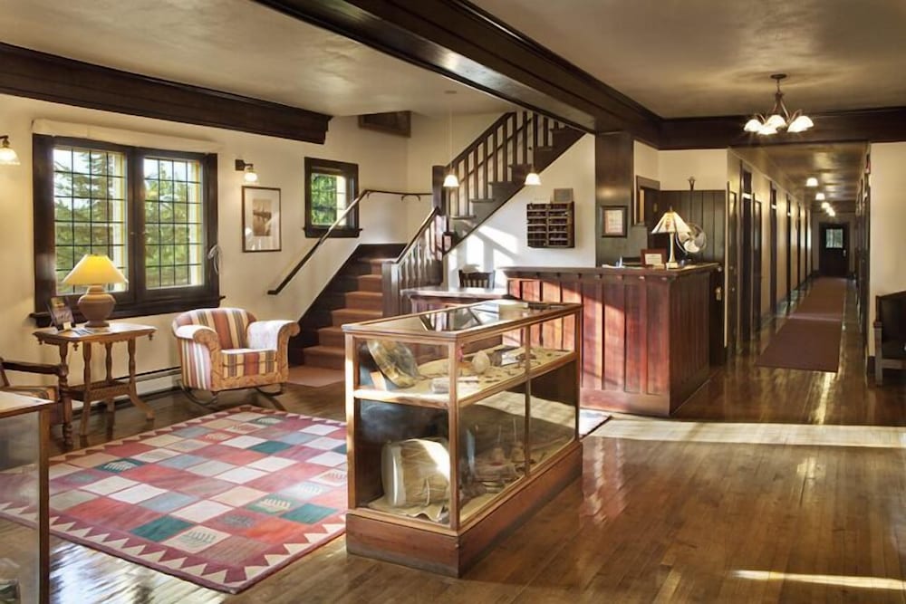 Belton Chalet 14/22