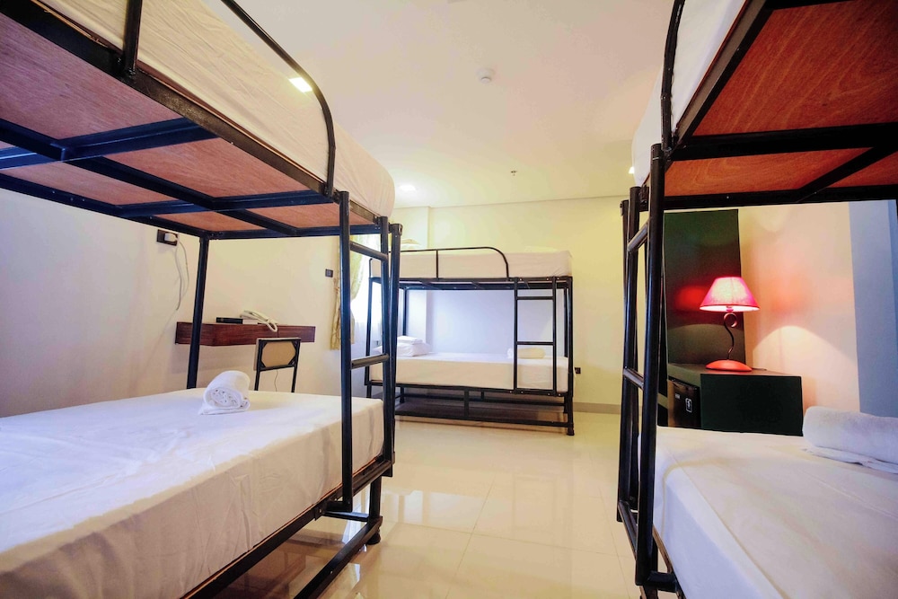 Belltower CSheLi Suites Bantay - Vigan by ZUZU 61/83