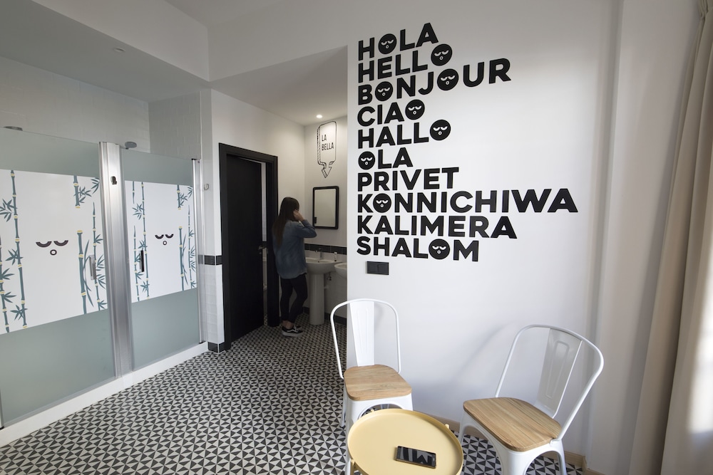 For You Hostel Sevilla 37/70