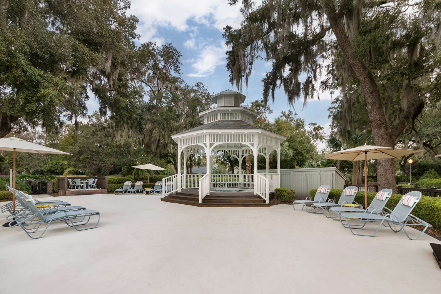 Best Western Plus St. Simons 1/15