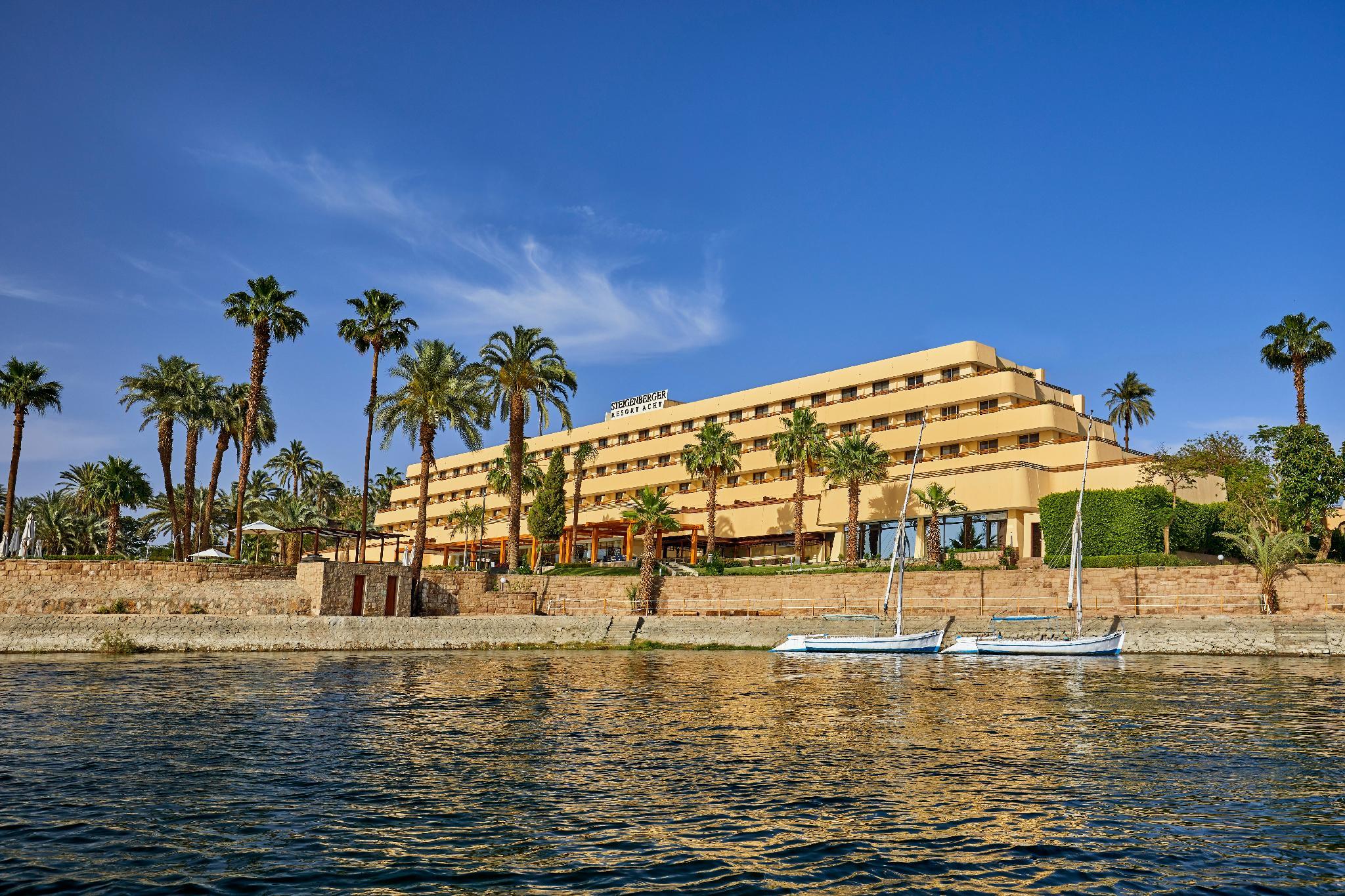 SUPERIOR ROOM NILE VIEW