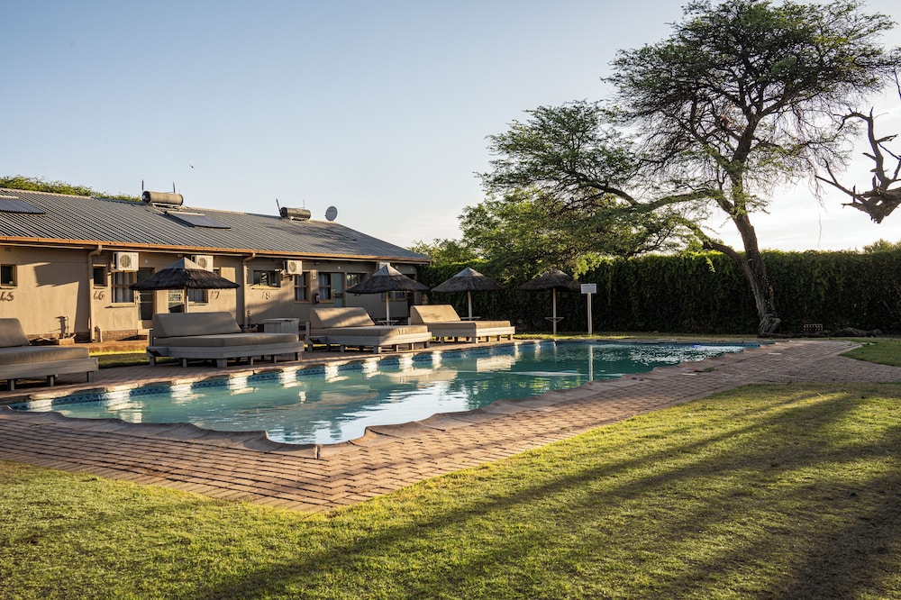 Kuruman Lodge 13/18