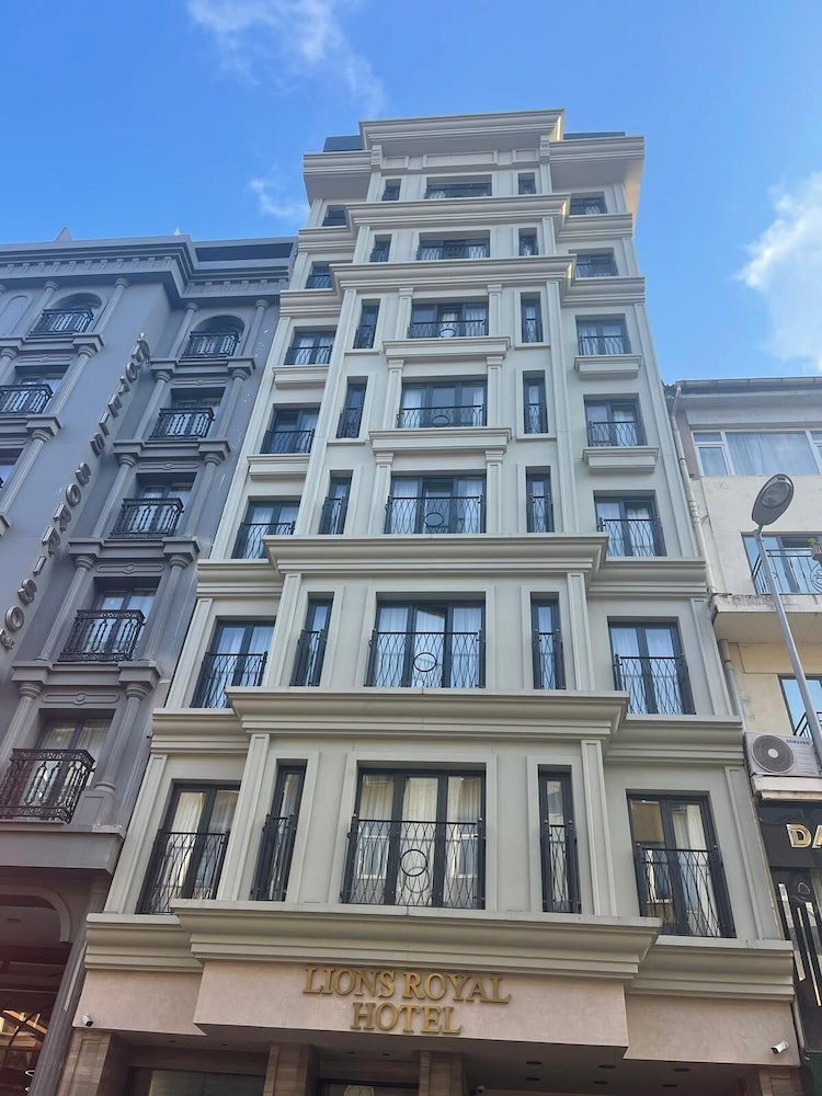 Liberty Hotel 4/50