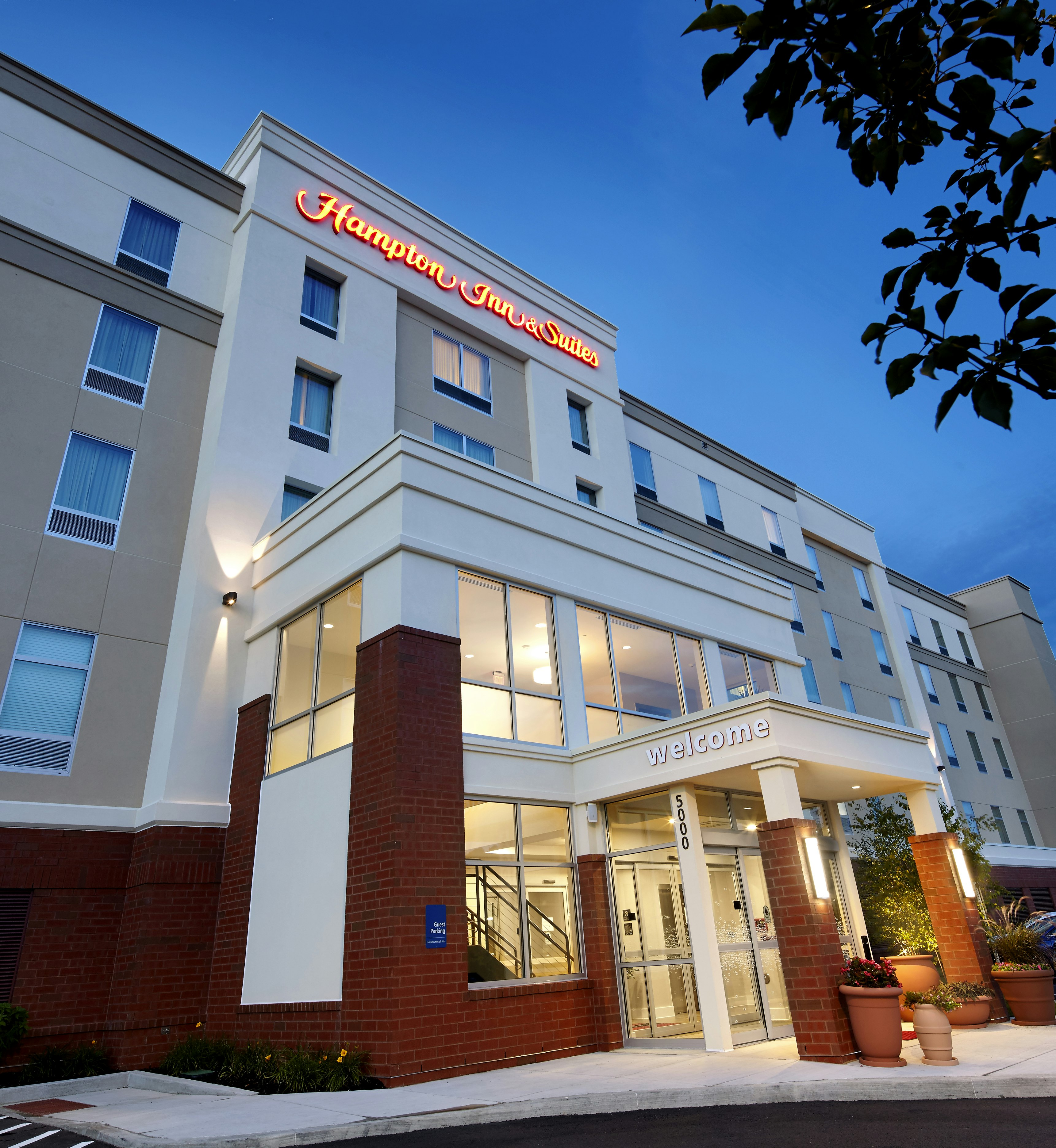 Hampton Inn Suites Pittsburgh Airport South Settlers Ridge 4/60