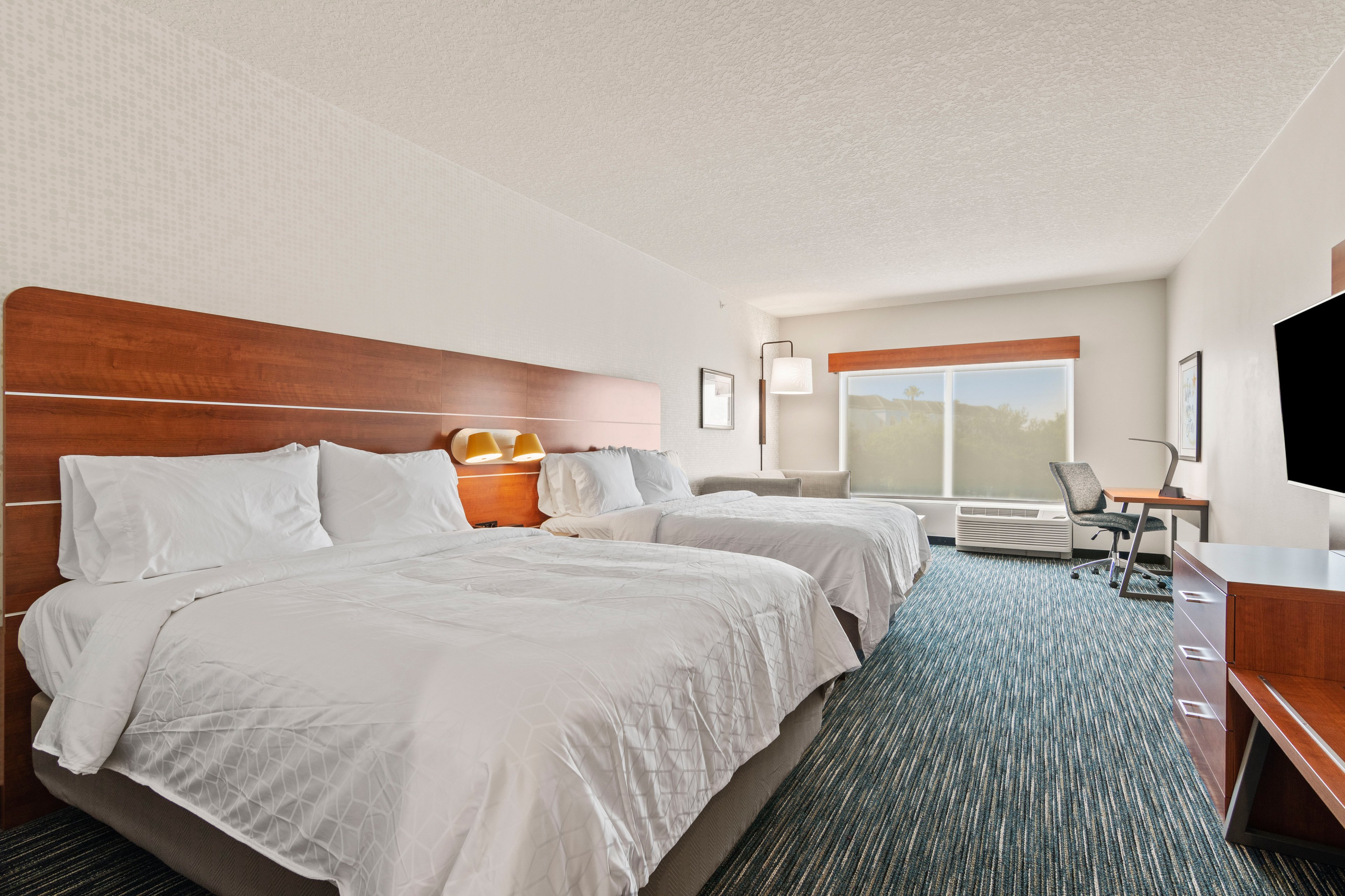 Holiday Inn Express Suites Orlando Lk Buena Vista Area 18/60