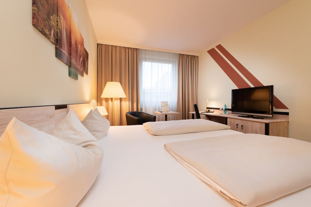 Novina Hotel Sudwestpark Nurnberg 13/68