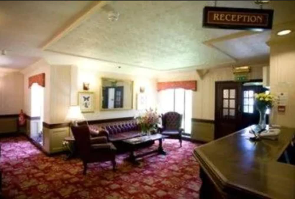 The Victoria Hotel 32/53