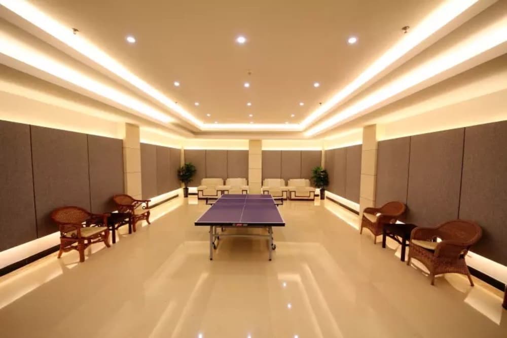 JUNYU GRAND HOTEL 25/33