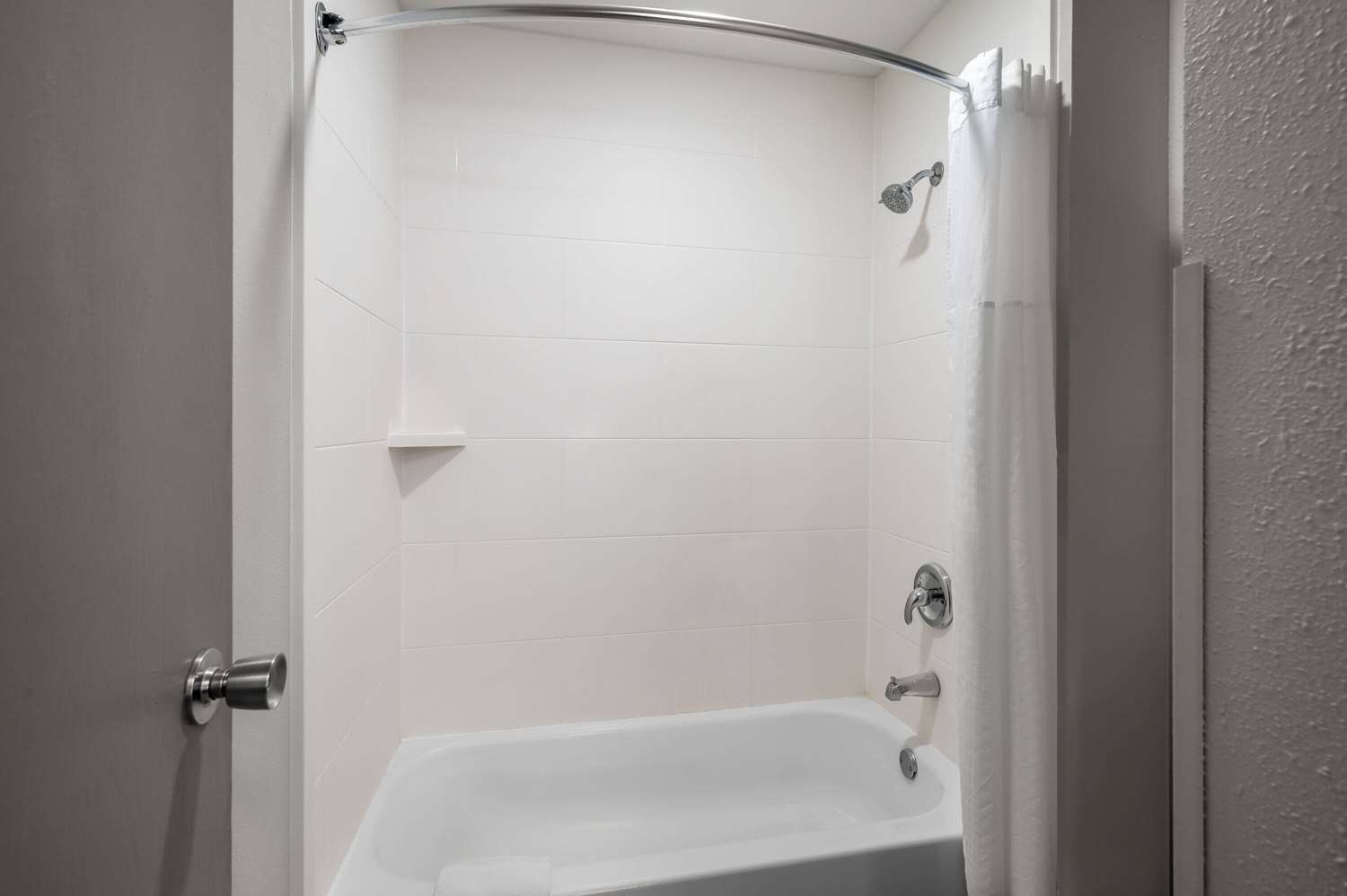 La Quinta Inn By Wyndham Indianapolis Airport Executive Drive 34/37