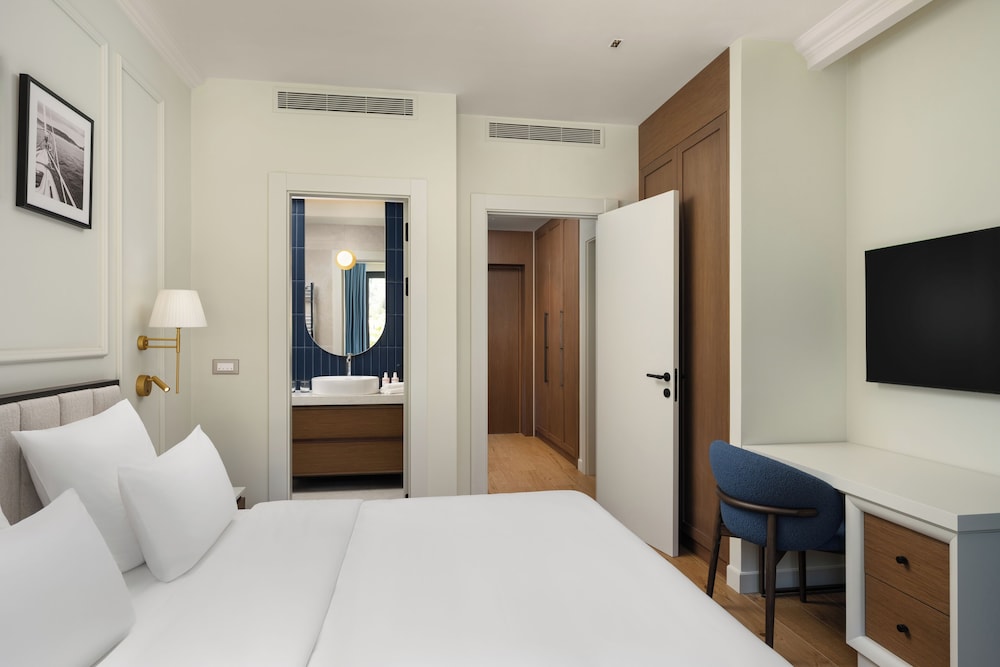 Movenpick Hotel & Residences Teuta Kotor Bay 16/58