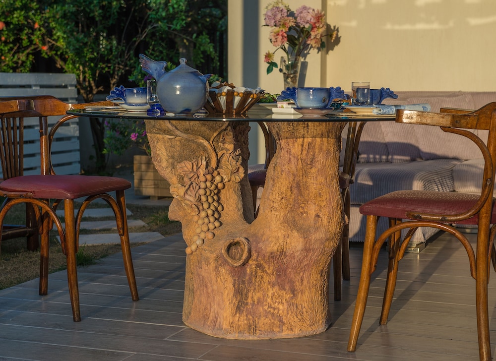 Destina Boutique Hotel 33/42