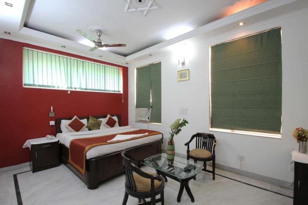 Sands INN Gurgaon 12/24