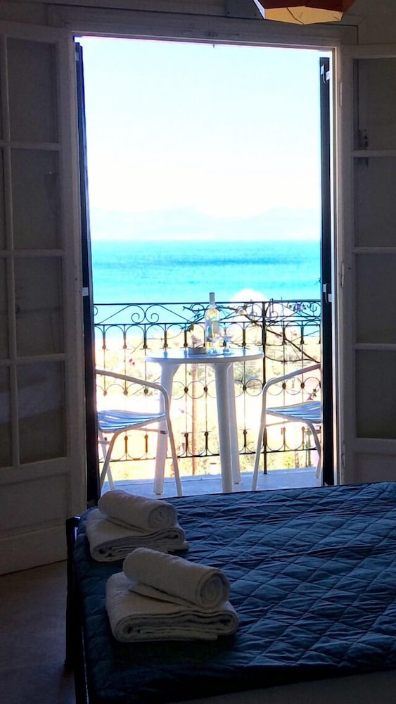 Avra Paradise Aparthotel 37/50