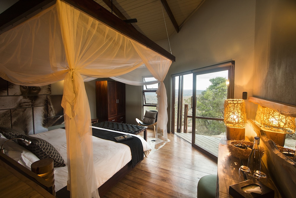 Rhino Ridge Safari Lodge 6/50