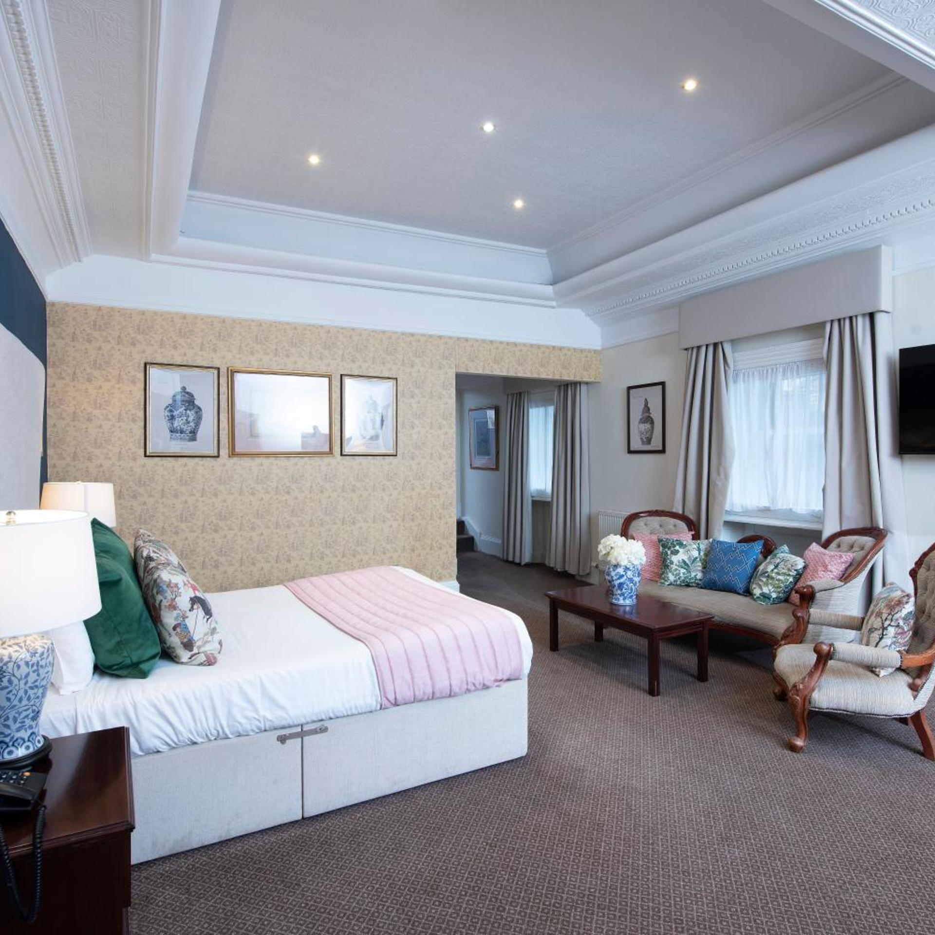 Royal George Hotel 14/46