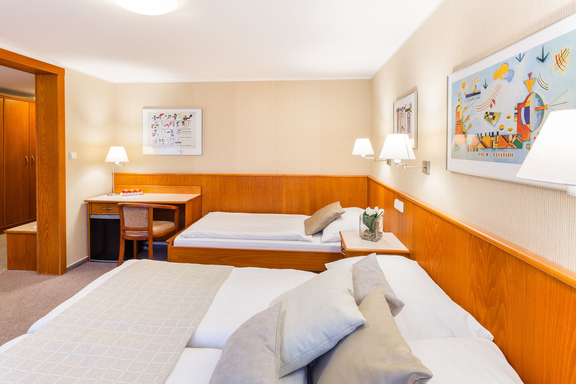 STANDARD, DOUBLE BED