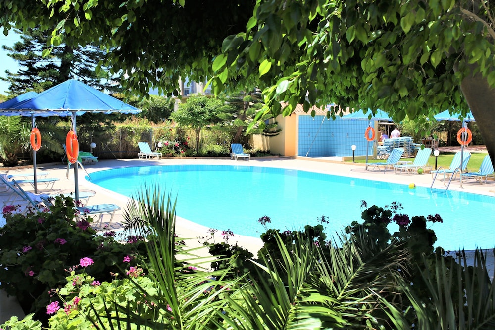 CASTRO HOTEL 54/58