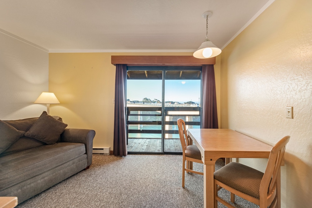 Harbor Lite Lodge 30/50