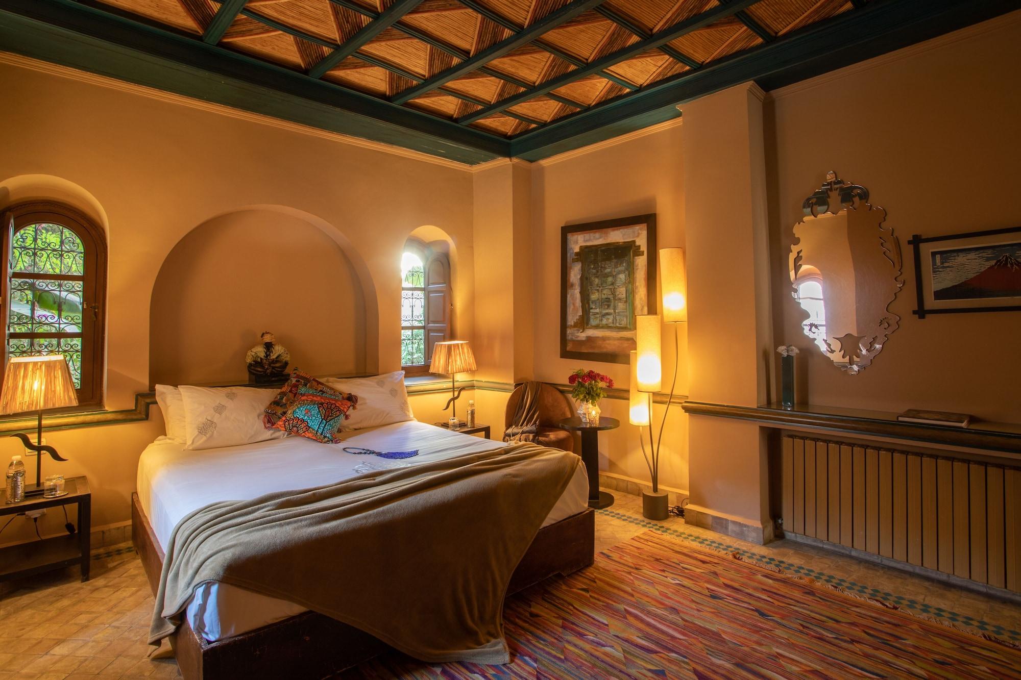جناح بريميوم، Riad Hizad 3/5
