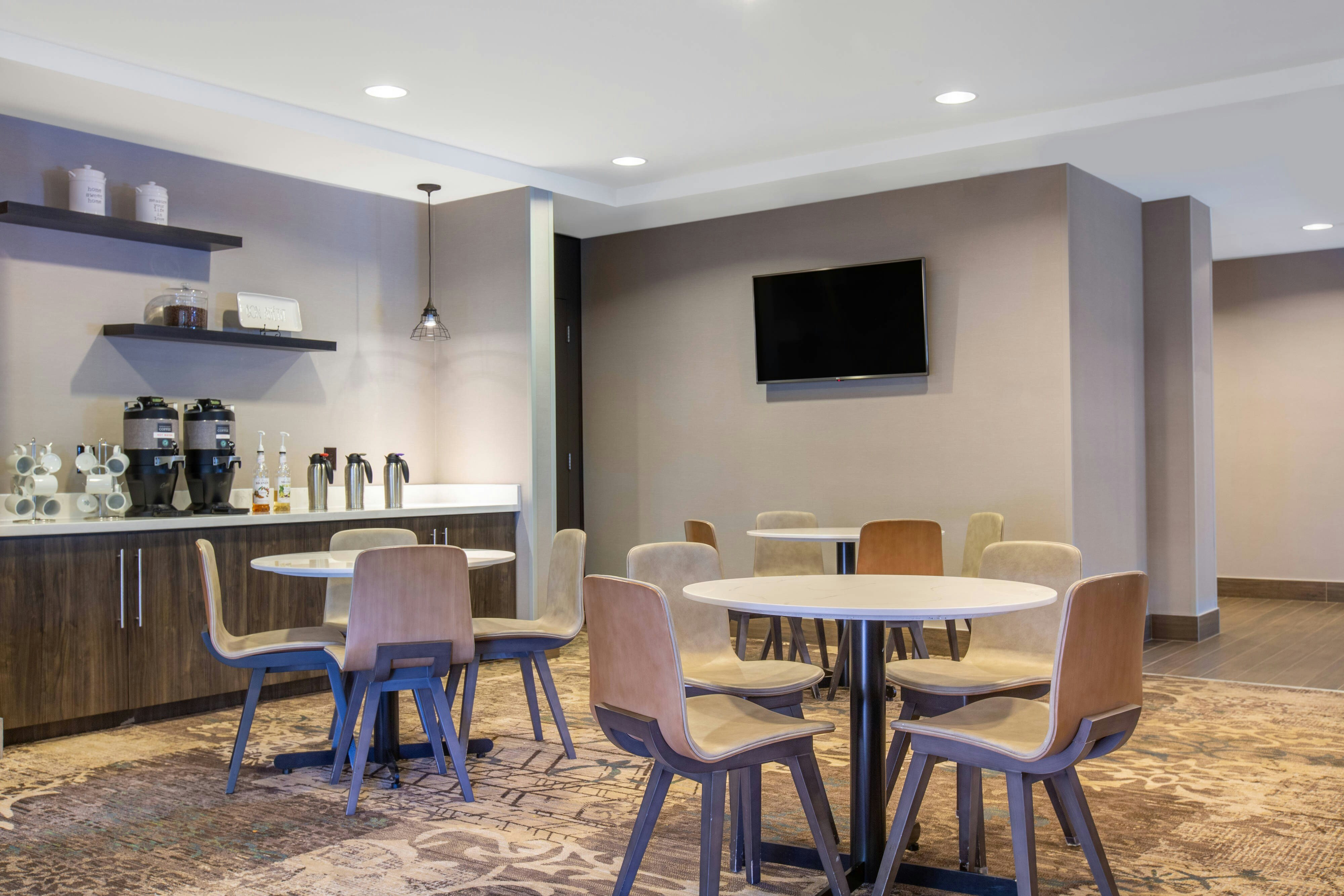 Residence Inn Phoenix NW/Surprise 17/21