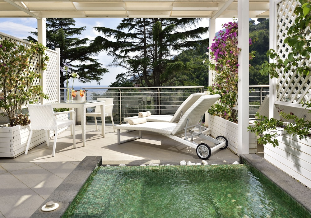 Paradiso Relais Hotel 59/92