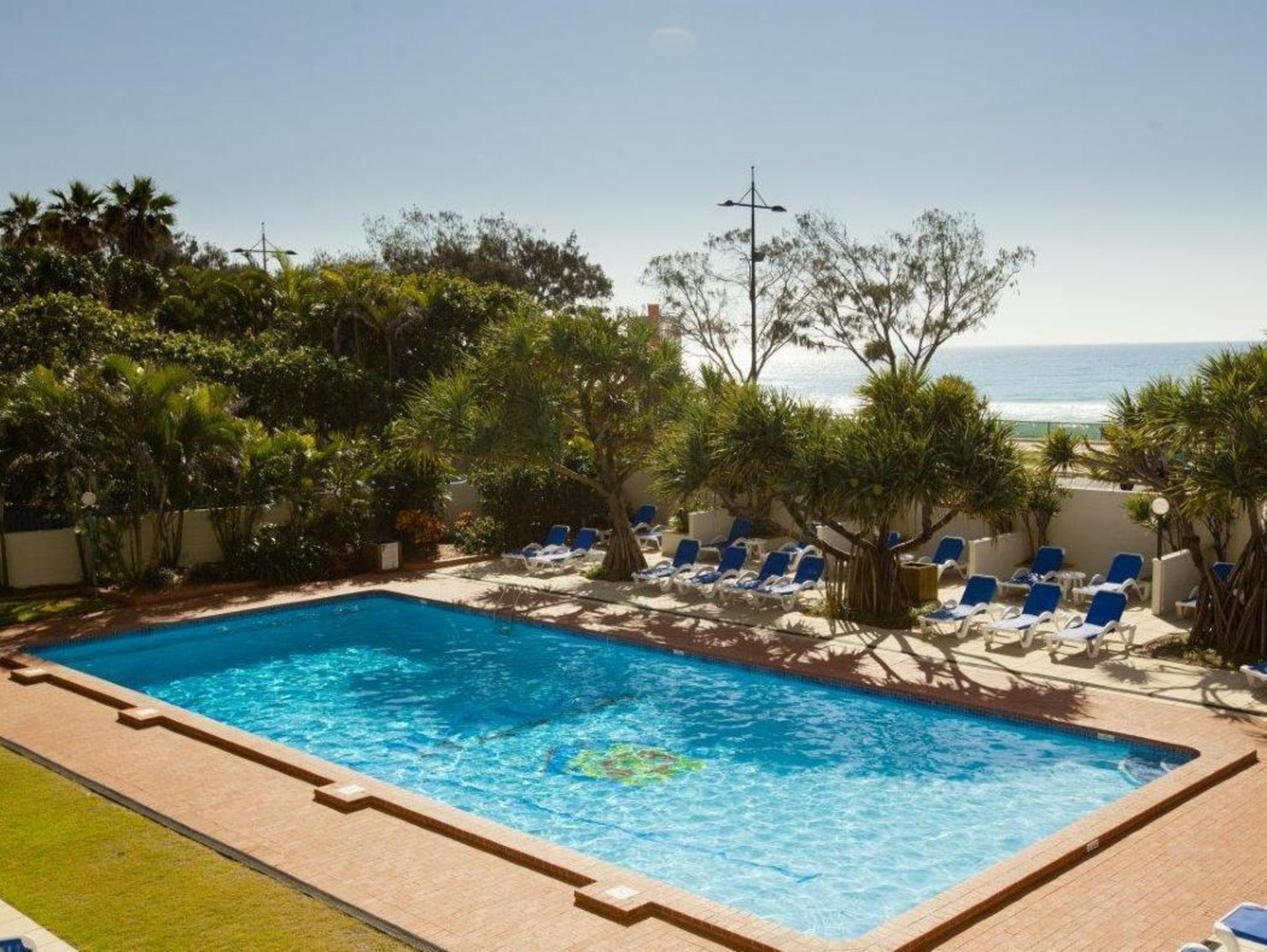 Chateau Beachside 30/30