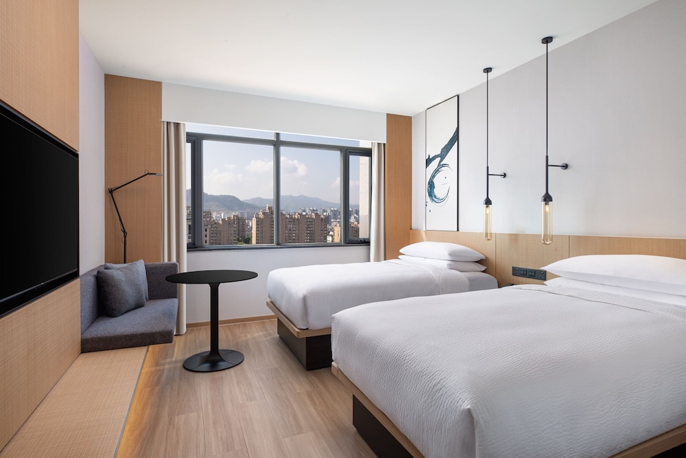 Fairfield by Marriott Hangzhou Xihu District 7/18