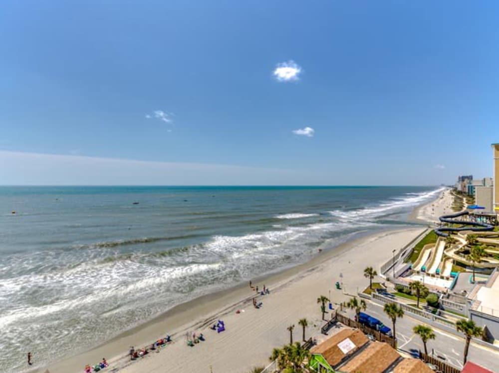 Sandy Beach Oceanfront Resort 39/50