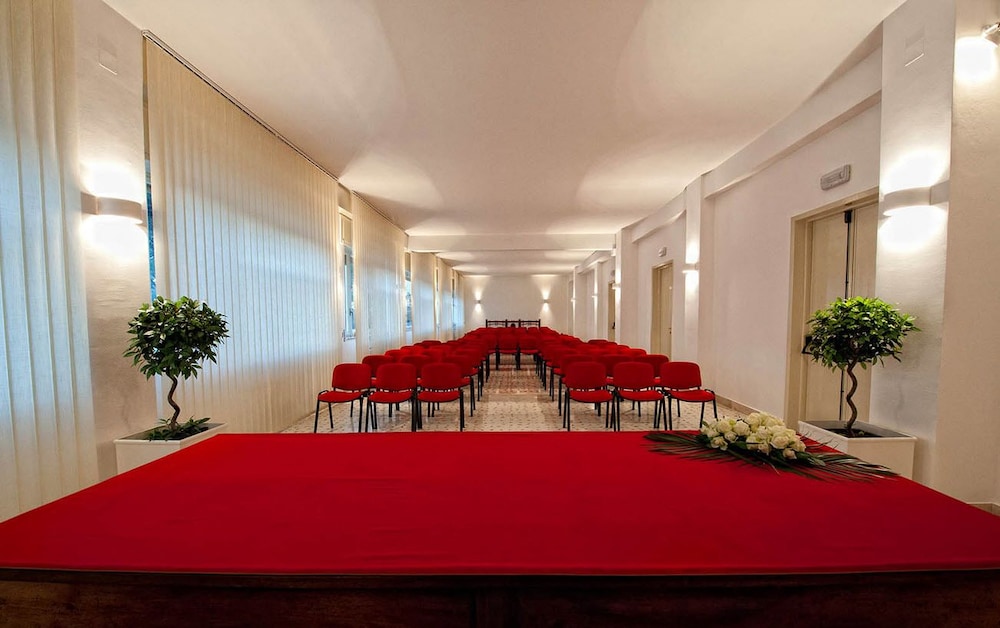 Hotel Villa Sturzo 18/35